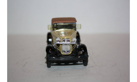 Ford Roadster 1932г., масштабная модель, ERTL (Auto World), scale43