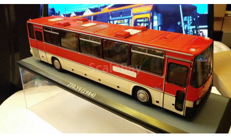 Ikarus 250.59 (Икарус 250.59) алый Первый выпуск, масштабная модель, Classicbus, scale43