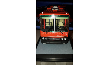 Ikarus 250.59 (Икарус 250.59) алый Первый выпуск, масштабная модель, Classicbus, scale43