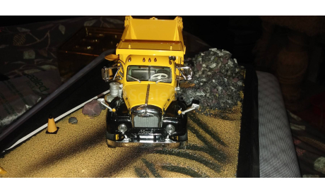 Самосвал Mack B-61 TWO AXLE DUMP TRUCK, масштабная модель, Franklin Mint, 1:43, 1/43