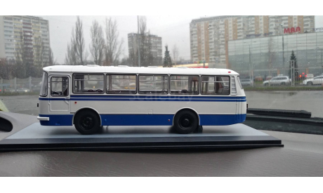 ЛАЗ-695Н, бело-синий, гос. № 83-04 КЕА, масштабная модель, Classicbus, scale43