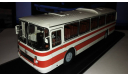 Лаз 699Р (LAZ 699R) белый с красными полосами г. Ленинград, масштабная модель, Classicbus, scale43