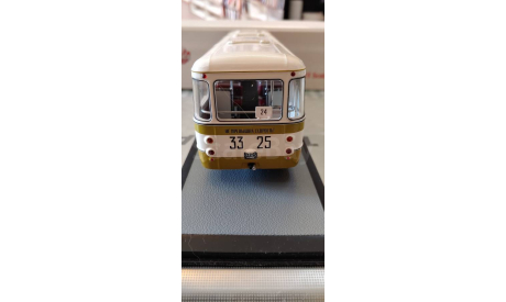 ЛиАЗ-677М лаймово-белый, масштабная модель, Demprice/ClassicBus, scale43