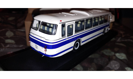 Лаз-699Р бело- синий, масштабная модель, Classicbus, scale43