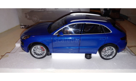 Porsche Macan Turbo 2014 синий металлик, масштабная модель, Minichamps, scale18