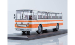ЛАЗ-699Р белый с оранжевыми полосами