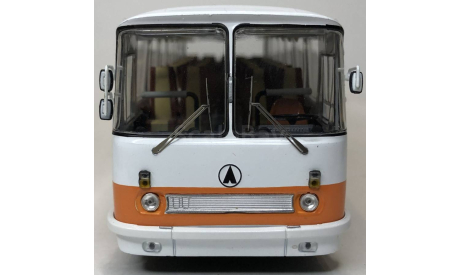 Classicbus - ЛАЗ 699Р (1980), бело-оранжевый, масштабная модель, scale43
