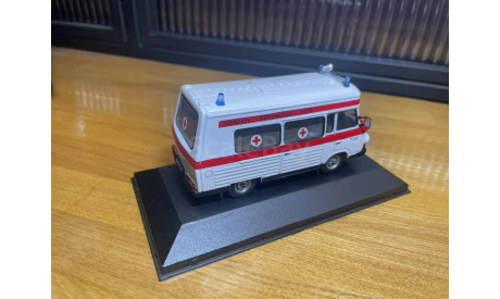 BARKAS B1000 SMH-3 ’Ambulance’ 1970, масштабная модель, Atlas, scale43