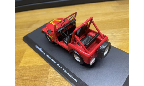 ​JEEP CJ-7 Renegade 4х4 1983, масштабная модель, Greenlight Collectibles, scale43