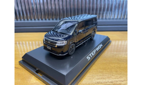 HONDA Step WGN e:HEV Spada (2022), масштабная модель, HobbyJapan, scale43