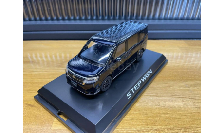 HONDA Step WGN e:HEV Spada (2022), масштабная модель, HobbyJapan, scale43