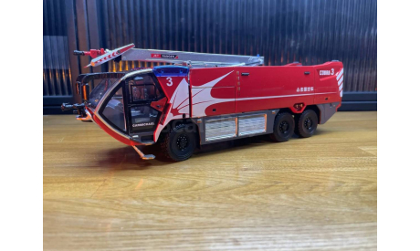 Carmichael COBRA 3 Airport Major Foam Tender, масштабная модель, Dongguan Bister Model, scale43