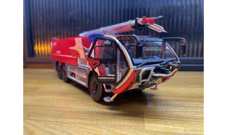 Carmichael COBRA 3 Airport Major Foam Tender, масштабная модель, Dongguan Bister Model, scale43