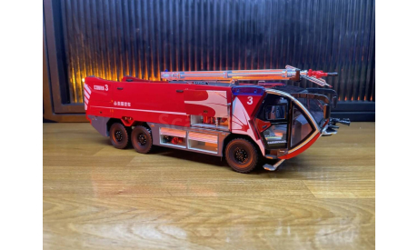 Carmichael COBRA 3 Airport Major Foam Tender, масштабная модель, Dongguan Bister Model, scale43