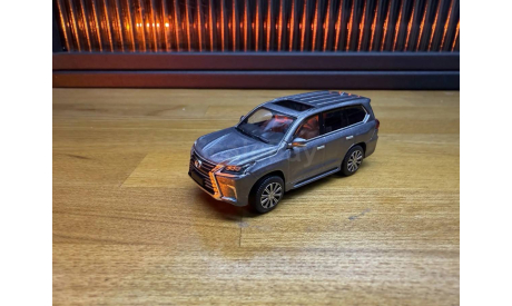 Lexus LX570 (2016), масштабная модель, scale64