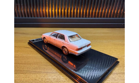 TOYOTA Crown JZS155, масштабная модель, scale64