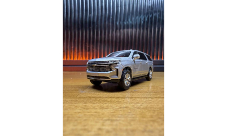CHEVROLET Suburban (2021), масштабная модель, scale64