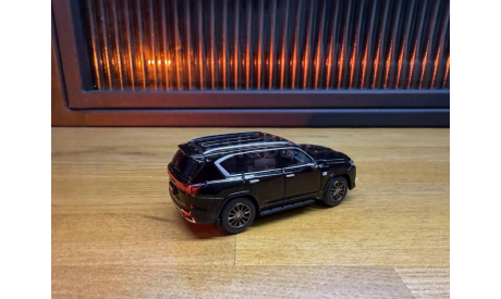 LEXUS LX600 F Sport, масштабная модель, scale64