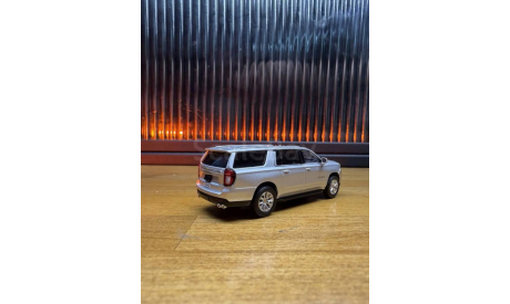 CHEVROLET Suburban (2021), масштабная модель, scale64