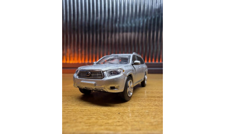 TOYOTA Highlander (XU40) 2008, масштабная модель, scale64