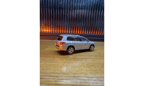 TOYOTA Highlander (XU40) 2008, масштабная модель, scale64