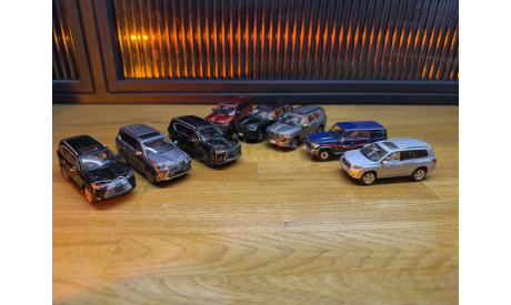 Lexus LX 600 2021 (черный), масштабная модель, scale64
