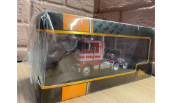 PETERBILT 352 “Pacemaker” 1979, red
