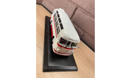 ЛАЗ-695Е, красно-белый, первый выпуск, масштабная модель, Classicbus, scale43