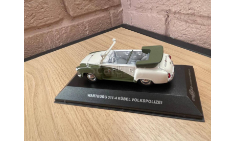 Wartburg 311-4 Kubel Volkspolizei, масштабная модель, IST Models, scale43