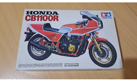 Сборная модель мотоцикла Honda CB1100R 1980, сборная модель мотоцикла, Tamiya, scale12