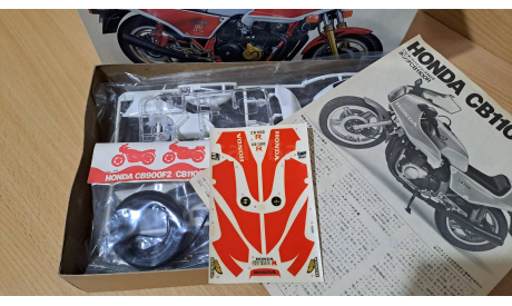 Сборная модель мотоцикла Honda CB1100R 1980, сборная модель мотоцикла, Tamiya, scale12