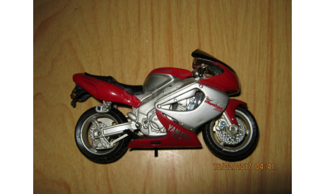 Мотоцикл YAMAHA YZ1000R, запчасти для масштабных моделей