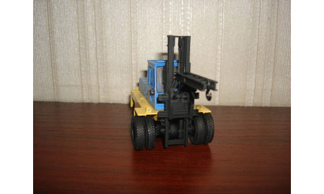 Автопогрузчик АП-4014, масштабная модель, AVD MODELS, scale43