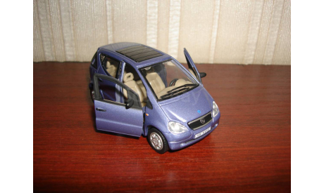 MERCEDES-BENZ  A-CLASS, масштабная модель, The James Bond Car Collection (Автомобили Джеймса Бонда), scale43