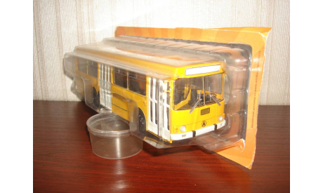 ЛАЗ-4202, масштабная модель, НАШИ АВТОБУСЫ, scale43