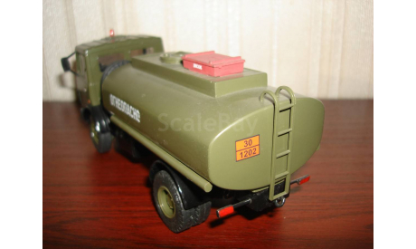 МАЗ бензовоз, масштабная модель, SMM, scale43