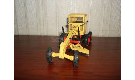 Автогрейдер Д-598, масштабная модель, UMI, scale43