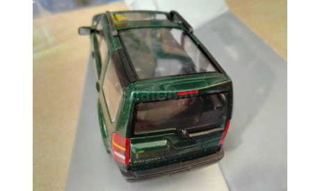 Land Rover Discovery 3.  Аукцион с 1 рубля, масштабная модель, Schuco, scale43