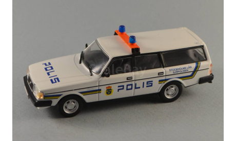 Volvo 240 / Полиция Швеции / ПММ # 56, журнальная серия Полицейские машины мира (DeAgostini), Полицейские машины мира, Deagostini, scale43