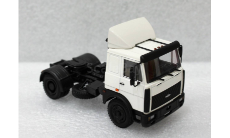 1/43   МаЗ 54326   Наш Автопром, масштабная модель, scale43