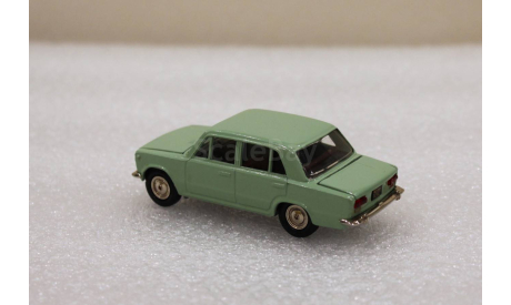 1/43        ВАЗ  2101, масштабная модель, Агат/Моссар/Тантал, 1:43