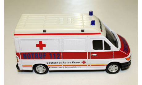 1/43  Mersedes Benz Sprinter Van  Cararama, масштабная модель, Mercedes-Benz, scale43