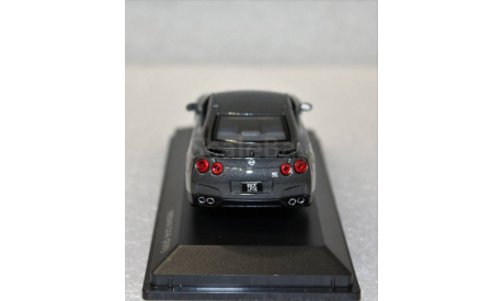 1/43  Nissan GT-R (R35) (Kyosho), масштабная модель, scale43