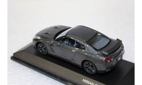 1/43  Nissan GT-R (R35) (Kyosho), масштабная модель, scale43