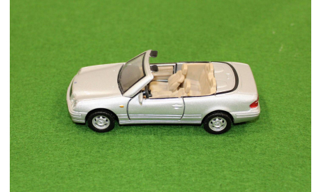 1/43    Mercedes-Benz CLK 320.   Cararama, масштабная модель, scale43