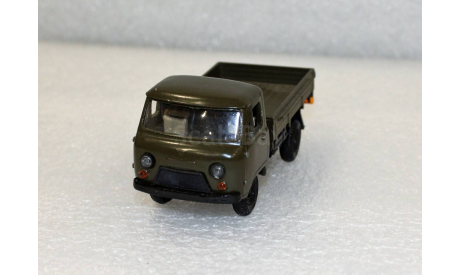 1/43 УаЗ 452в бортовой, масштабная модель, Агат/Моссар/Тантал, scale43