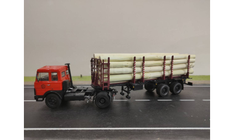 1/43     Сортиментовоз на базе полуприцепа МАЗ 5205, сборная модель автомобиля, Клен, scale43