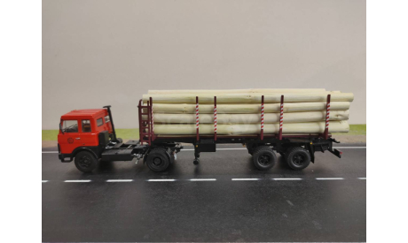 1/43     Сортиментовоз на базе полуприцепа МАЗ 5205, сборная модель автомобиля, Клен, scale43