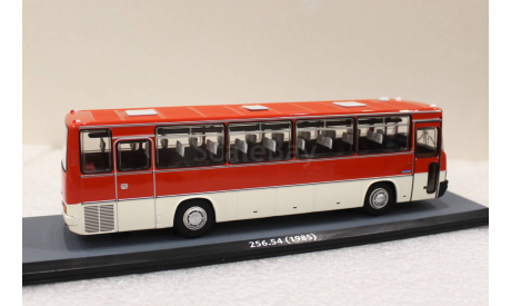 1/43      IKARUS-256.54 (1985)    Classicbus, масштабная модель, scale43