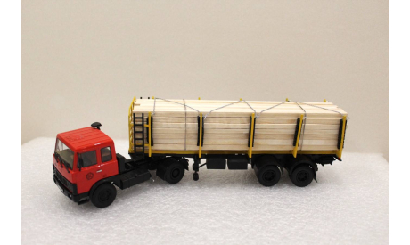 1/43     Сортиментовоз  на базе  полуприцепа МАЗ, сборная модель автомобиля, 1:43